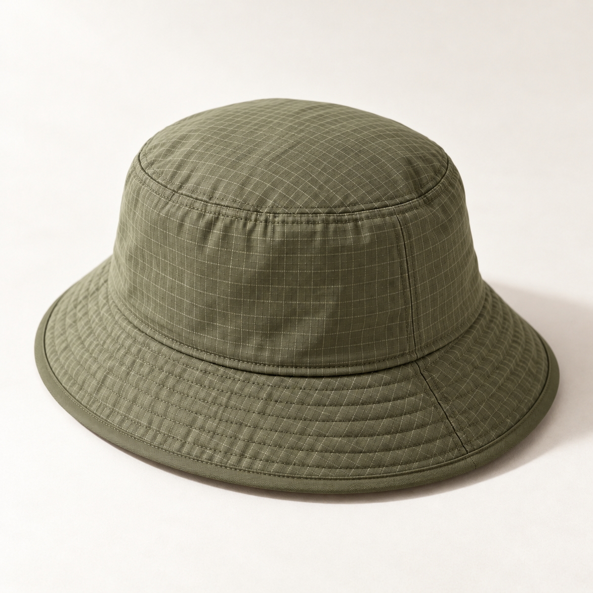 Grove Ripstop Bucket in moss: crown and rear construction