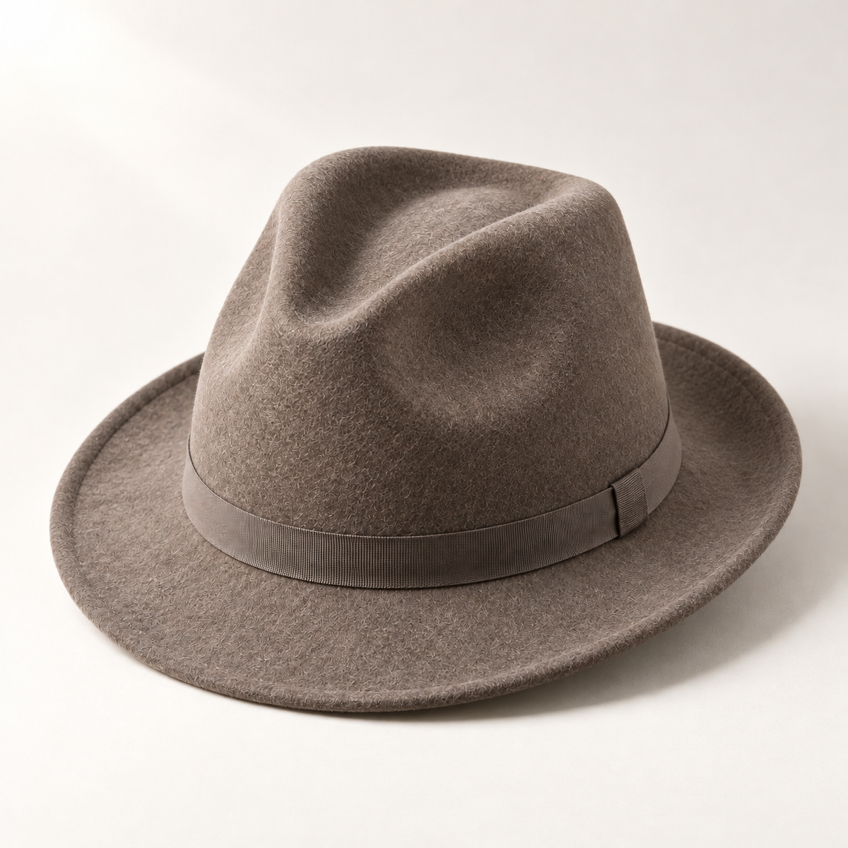 Sierra Felt Fedora in taupe: crown and rear construction