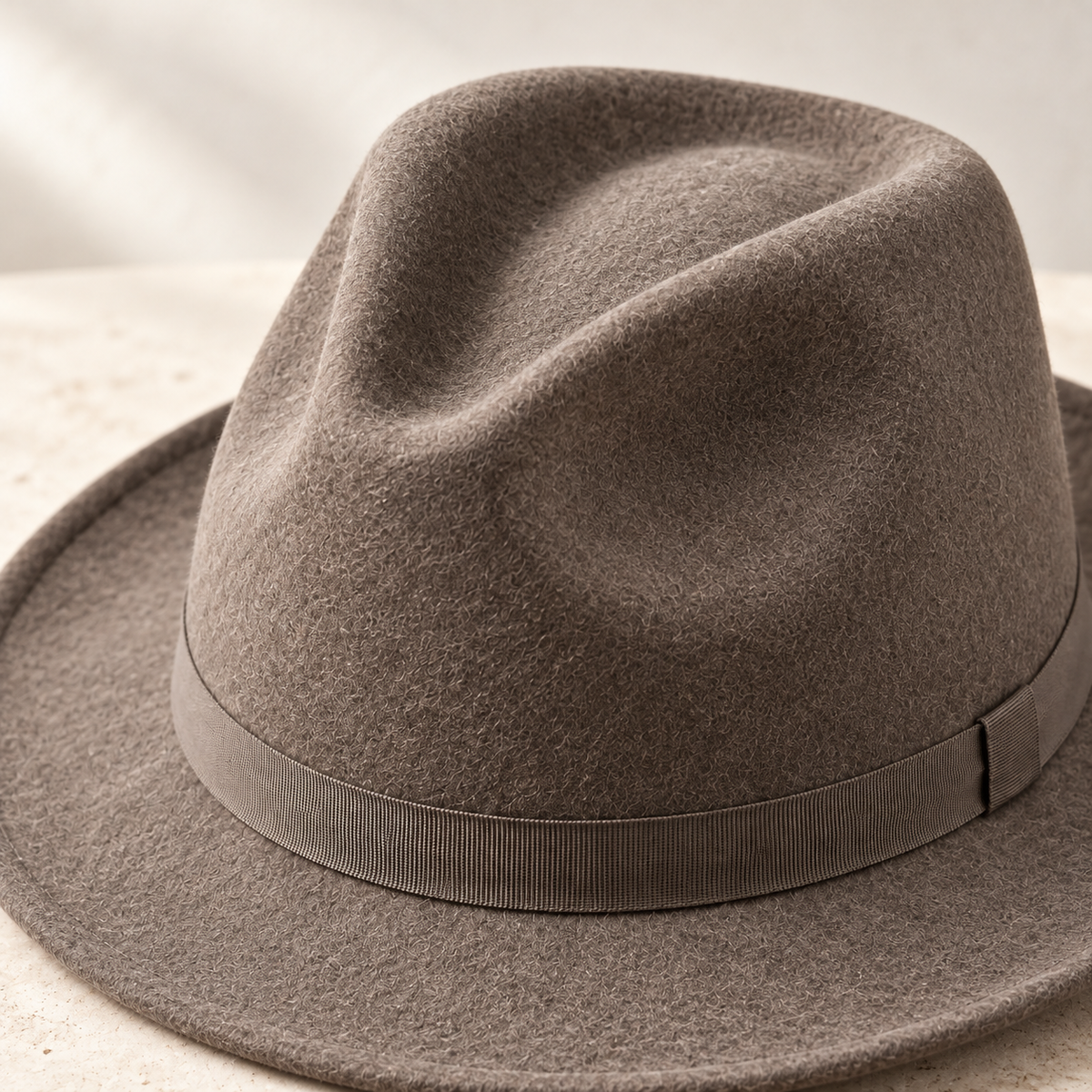 Sierra Felt Fedora in taupe: surface and stitching detail